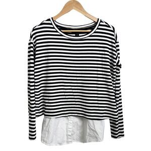 A Pea in the Pod Navy & White Striped Long Sleeve Flowy Nursing Top. Small.